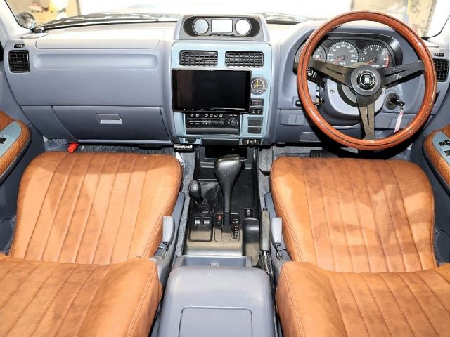 TOYOTA LANDCRUISER PRADO 2000 Image 31