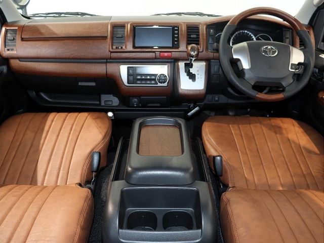 TOYOTA REGIUSACE VAN 2WD 2019 Image 31