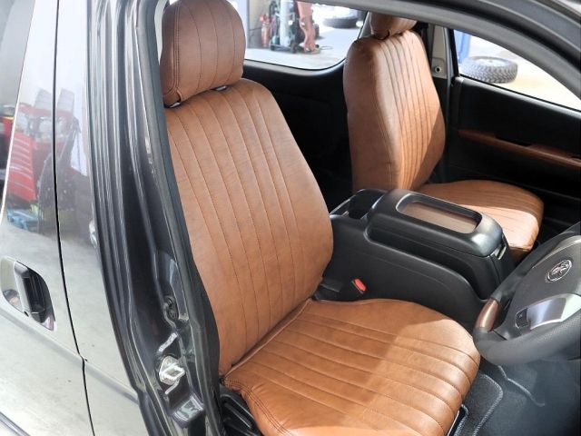 TOYOTA REGIUSACE VAN 2WD 2019 Image 31