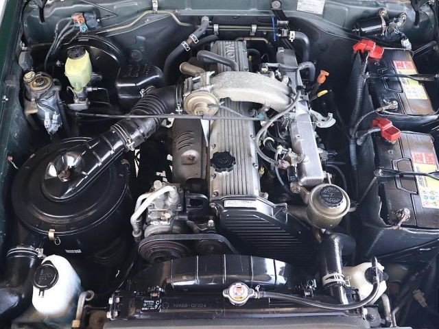 TOYOTA LANDCRUISER 70 2000 Image 31