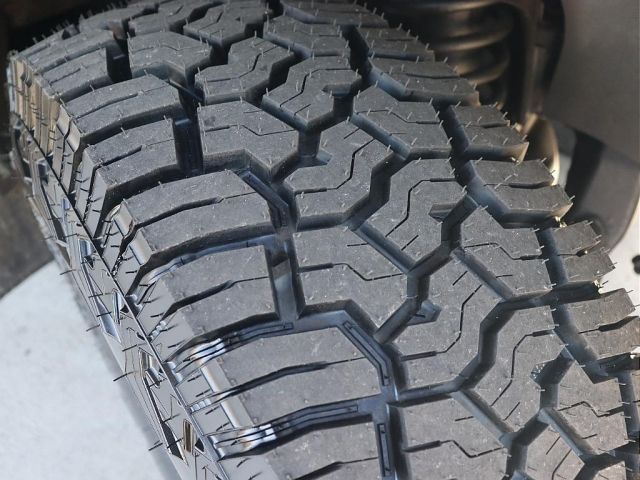 TOYOTA LANDCRUISER 70 2000 Image 31