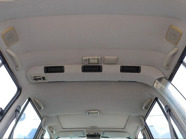 TOYOTA LANDCRUISER WAGON 1995 Image 31