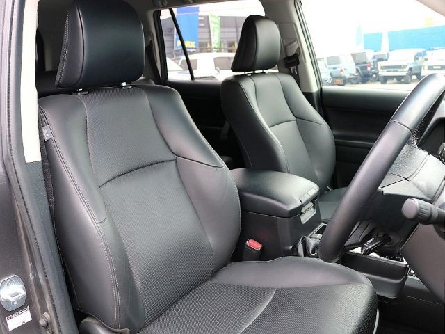 TOYOTA LANDCRUISER PRADO 2021 Image 31