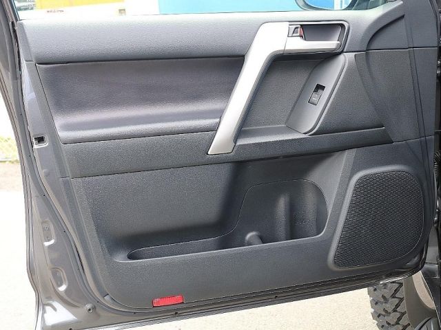 TOYOTA LANDCRUISER PRADO 2021 Image 31