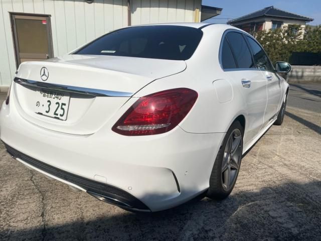 MERCEDES BENZ C CLAS 2015 Image 31