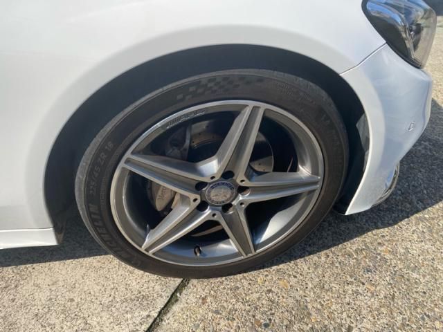 MERCEDES BENZ C CLAS 2015 Image 31