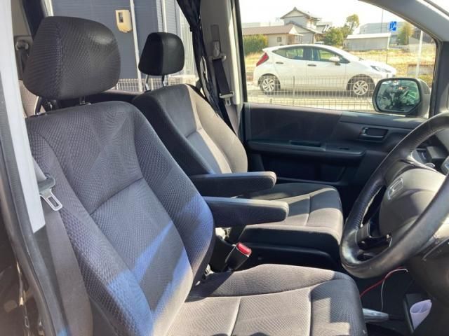 HONDA STEPWAGON SPADA 2010 Image 31