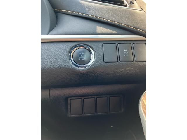 TOYOTA HARRIER 4WD 2015 Image 31