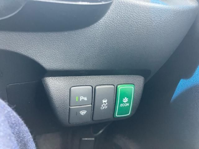 HONDA FIT HYBRID 2011 Image 31