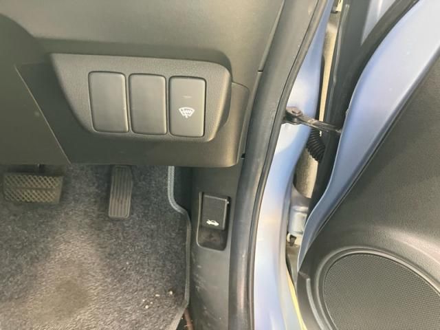 HONDA FIT 4WD 2007 Image 31