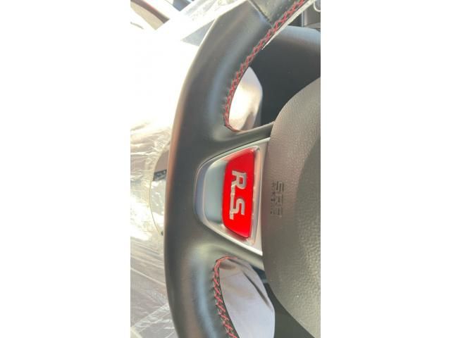 RENAULT MEGANE HATCH 2019 Image 31