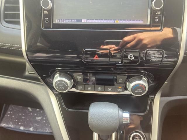 NISSAN SERENA  S-HYBRID 2018 Image 31