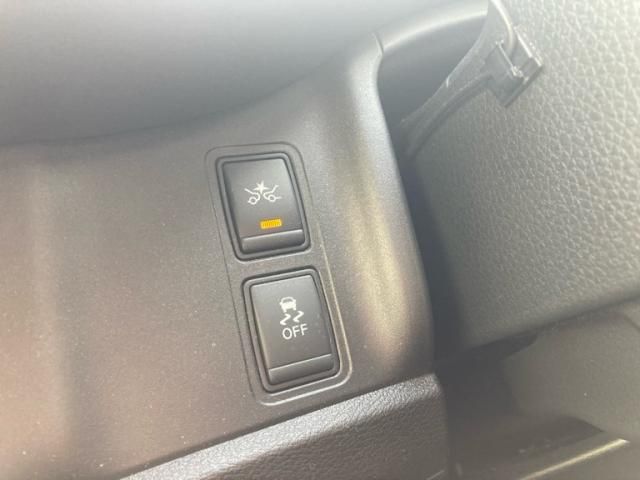 NISSAN SERENA  S-HYBRID 2018 Image 31