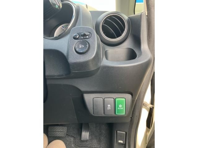 HONDA FIT SHUTTLE HYBRID 2011 Image 31