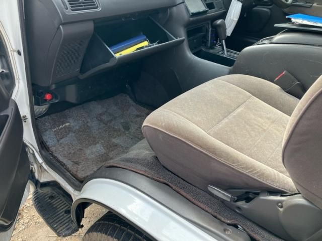 TOYOTA HIACE WAGON 4WD 1997 Image 31