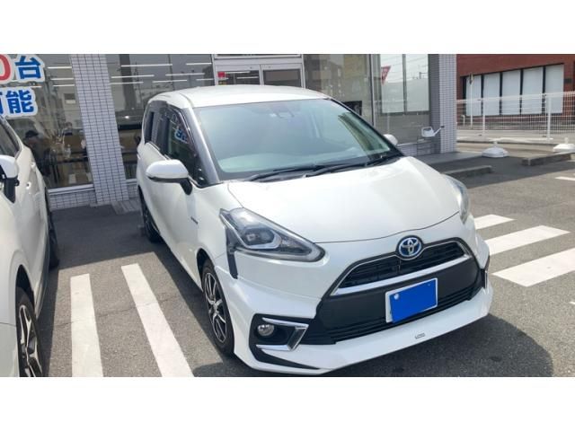 TOYOTA SIENTA HYBRID 2018 Image 31