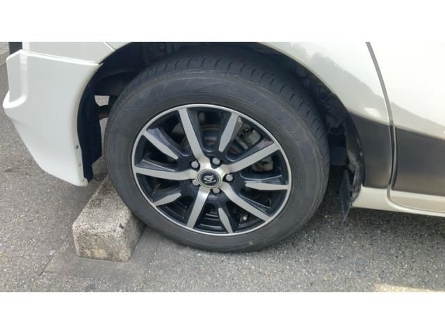 TOYOTA SIENTA HYBRID 2018 Image 31