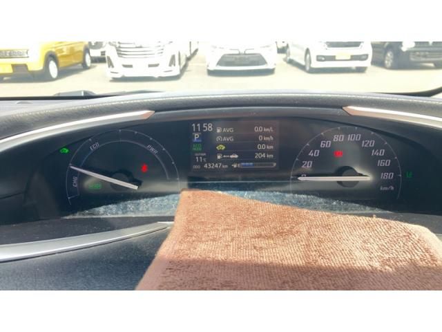 TOYOTA SIENTA HYBRID 2018 Image 31