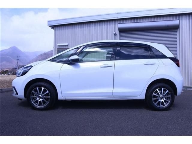 HONDA FIT E:HEV 4WD 2022 Image 31
