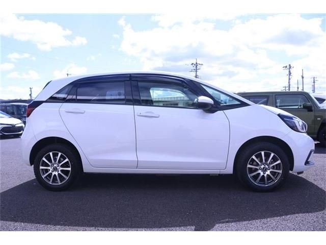 HONDA FIT E:HEV 4WD 2022 Image 31