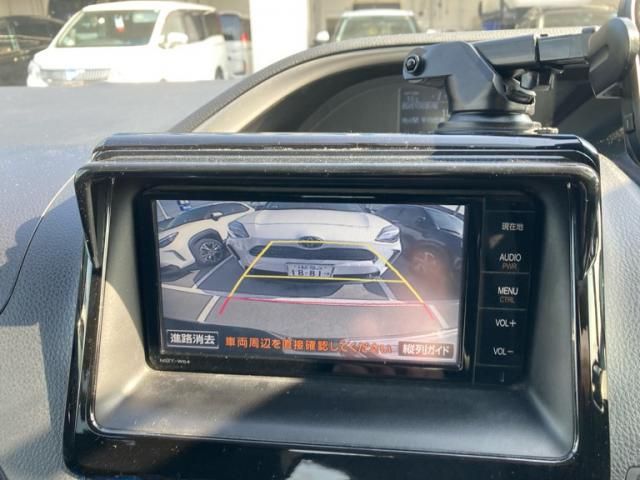 TOYOTA VOXY 2015 Image 31