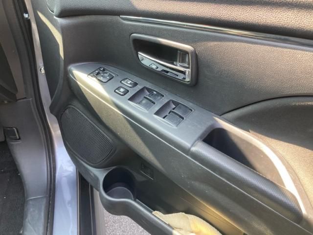 MITSUBISHI RVR 2017 Image 31