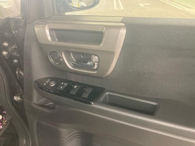 HONDA N BOX CUSTOM 2023 Image 31