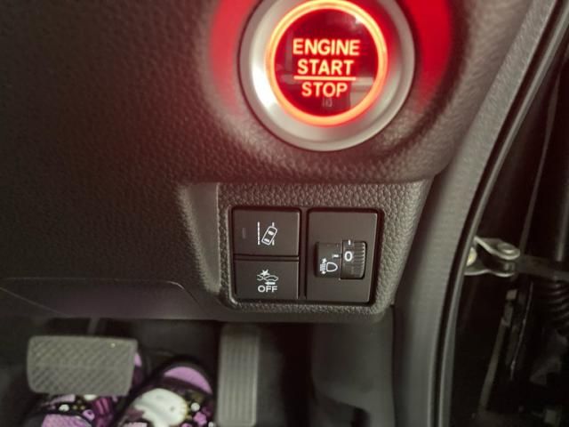 HONDA N BOX CUSTOM 2023 Image 31