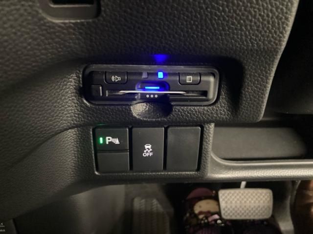 HONDA N BOX CUSTOM 2023 Image 31