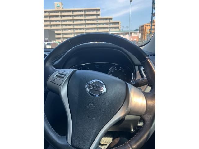 NISSAN X-TRAIL 2WD 2015 Image 31