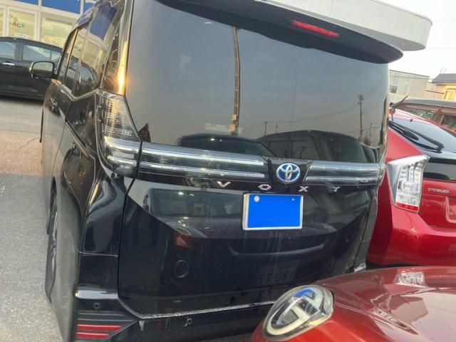 TOYOTA VOXY HYBRID 4WD 2025 Image 31