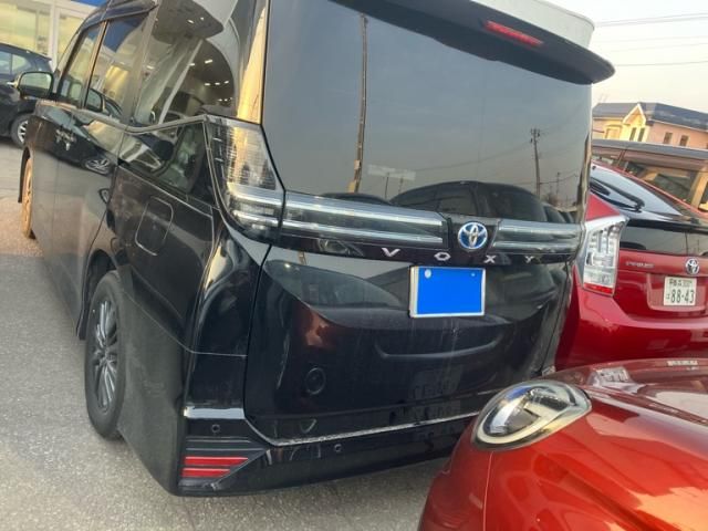 TOYOTA VOXY HYBRID 4WD 2025 Image 31