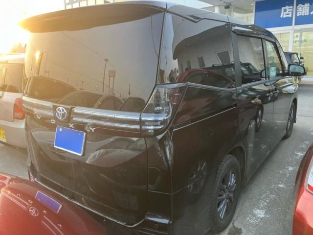 TOYOTA VOXY HYBRID 4WD 2025 Image 31
