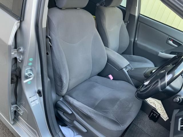 TOYOTA PRIUS 2010 Image 31