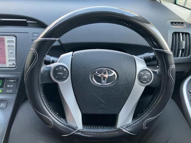 TOYOTA PRIUS 2010 Image 31