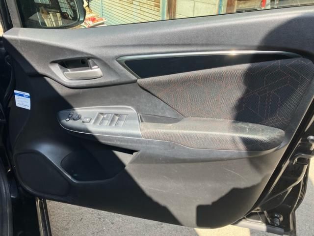 HONDA FIT HYBRID 2014 Image 31