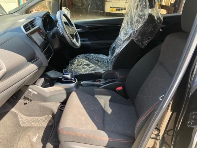 HONDA FIT HYBRID 2014 Image 31