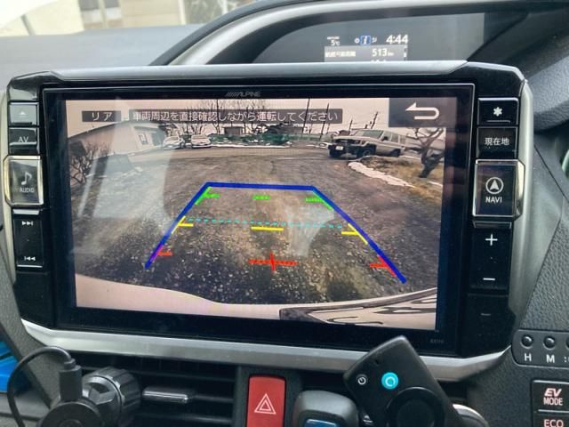 TOYOTA VOXY HYBRID 2017 Image 31