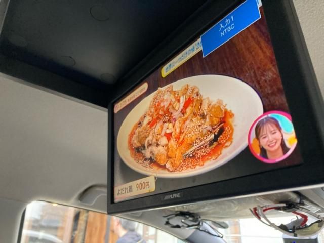 TOYOTA VOXY HYBRID 2017 Image 31