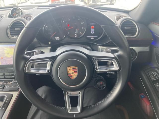 PORSCHE 718CAYMAN 2020 Image 31