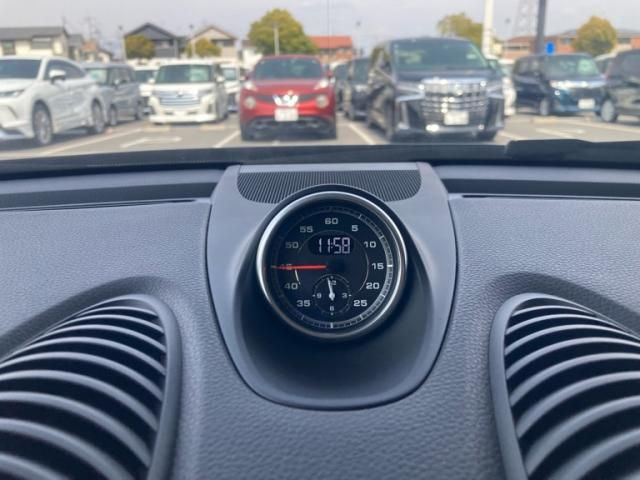 PORSCHE 718CAYMAN 2020 Image 31