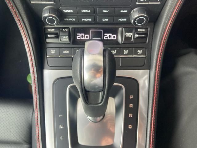 PORSCHE 718CAYMAN 2020 Image 31