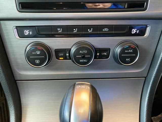 VOLKSWAGEN GOLF VARI 2015 Image 31