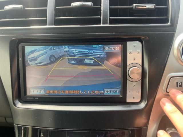 TOYOTA PRIUS ALPHA 2011 Image 31