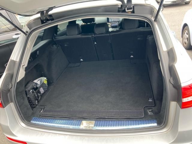 MERCEDES BENZ E CLAS 2017 Image 31