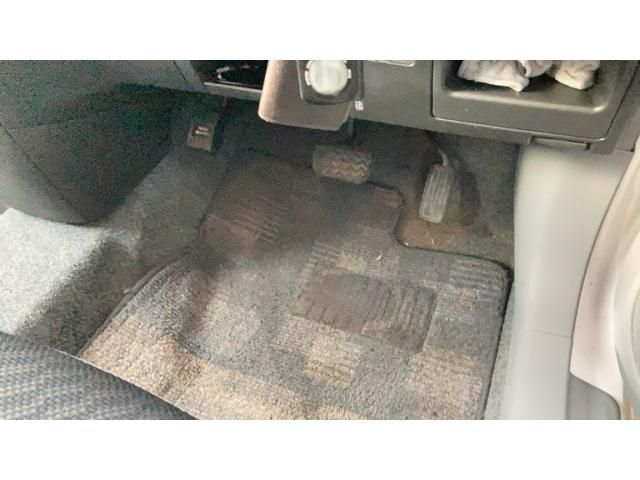 TOYOTA SIENTA 4WD 2010 Image 31