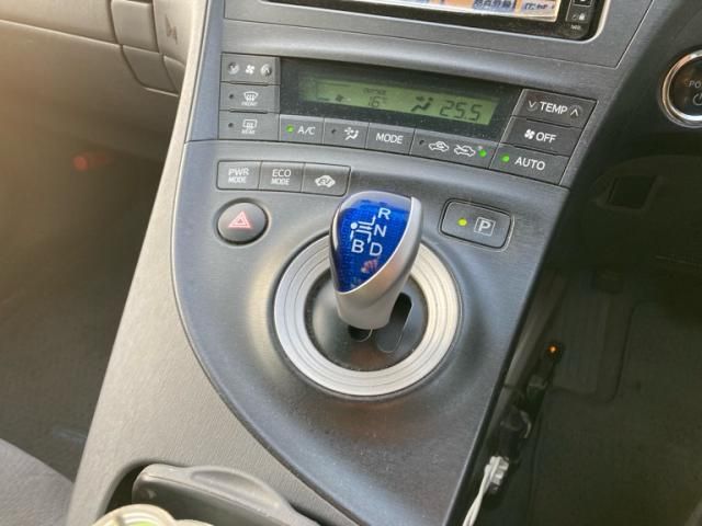 TOYOTA PRIUS 2009 Image 31