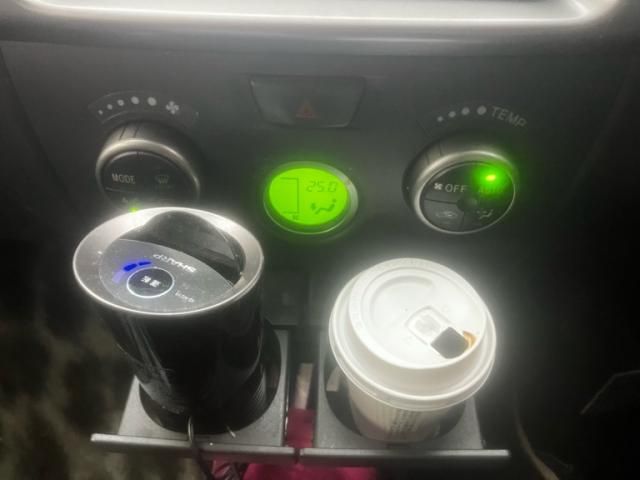 TOYOTA BB 2014 Image 31