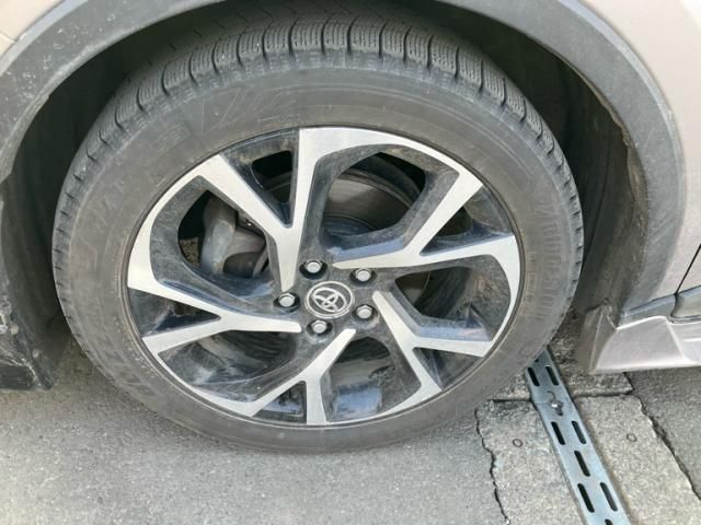 TOYOTA C-HR 2018 Image 31