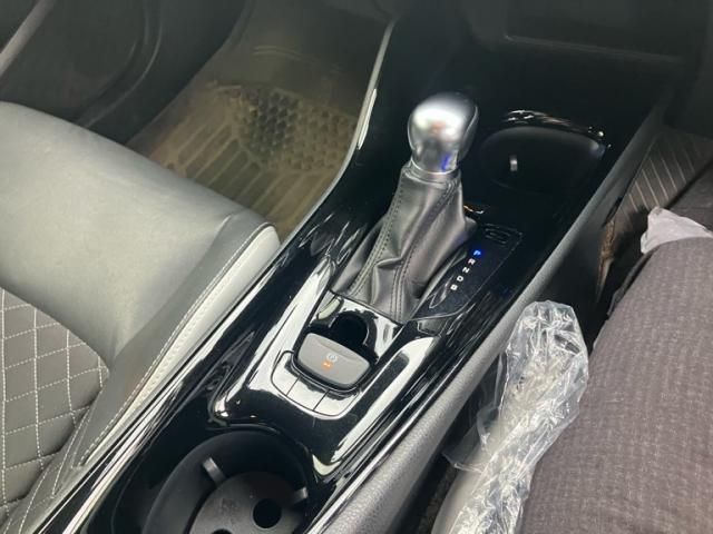 TOYOTA C-HR 2019 Image 31